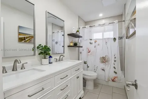 8014 NW 101st Avenue Tamarac FL 33321