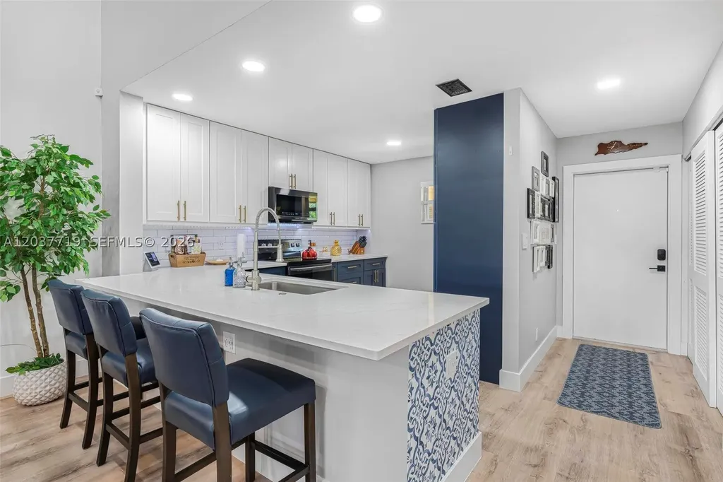 8770 Azalea Court Tamarac FL 33321