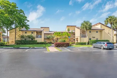8770 Azalea Court Tamarac FL 33321