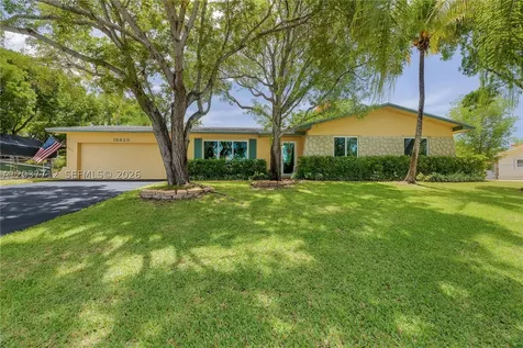 18425 SW 87th Court Cutler Bay FL 33157