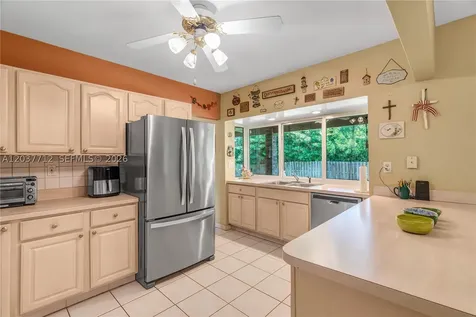 18425 SW 87th Court Cutler Bay FL 33157