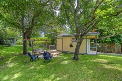 18425 SW 87th Court Cutler Bay FL 33157