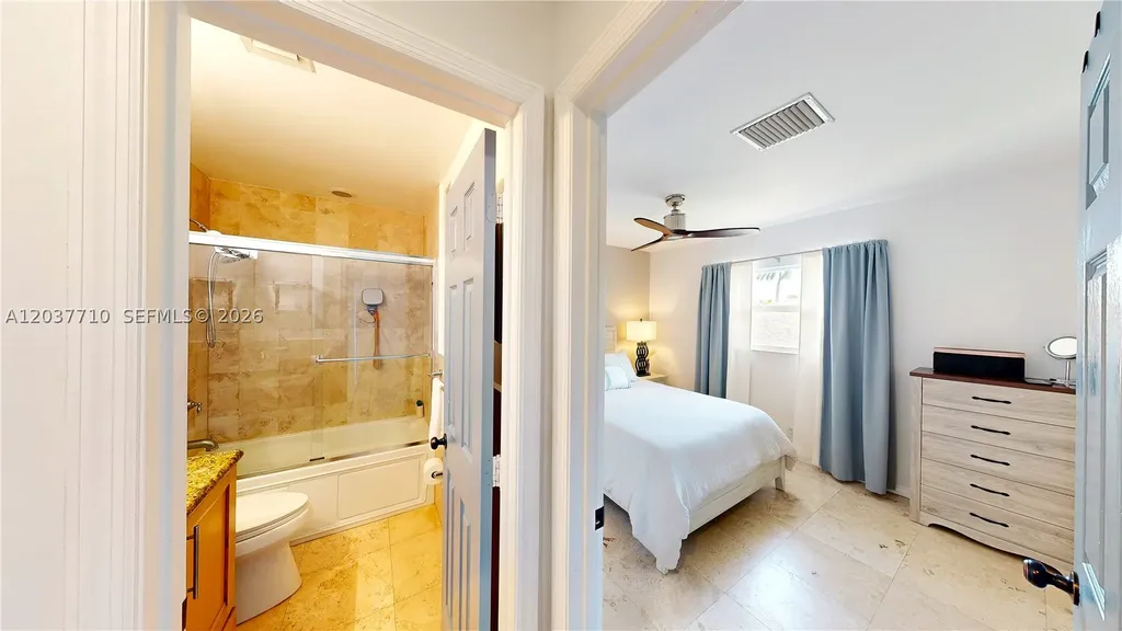 530 NE 15th Court Fort Lauderdale FL 33304