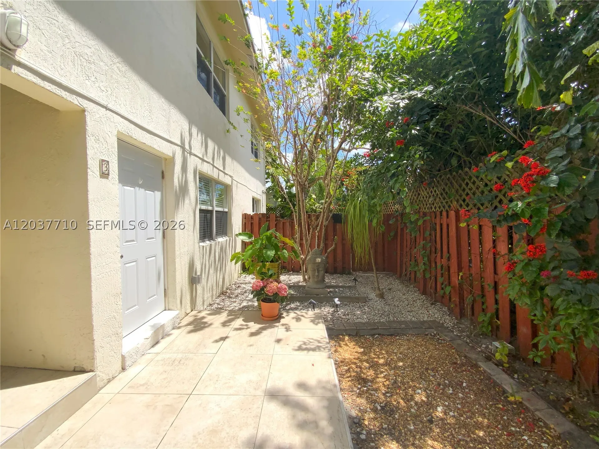 530 NE 15th Court Fort Lauderdale FL 33304