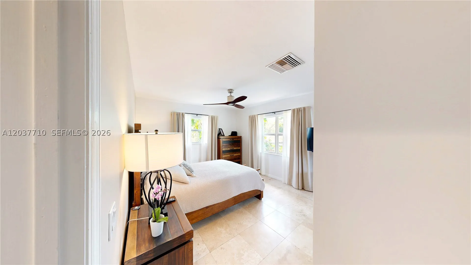 530 NE 15th Court Fort Lauderdale FL 33304