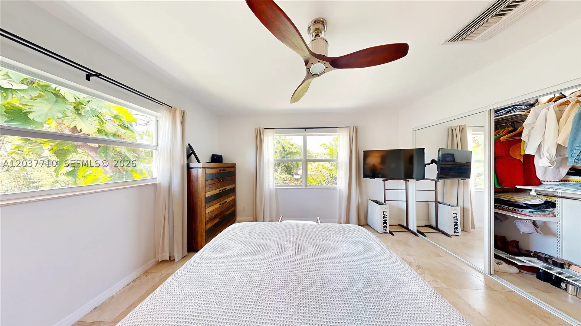 530 NE 15th Court Fort Lauderdale FL 33304