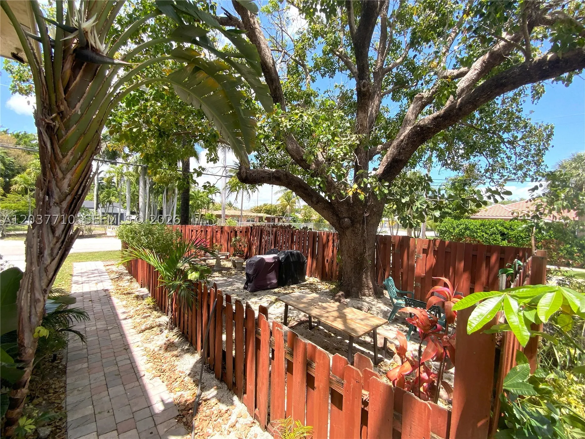 530 NE 15th Court Fort Lauderdale FL 33304