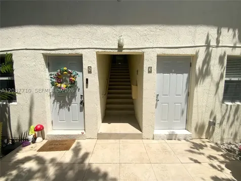 530 NE 15th Court Fort Lauderdale FL 33304