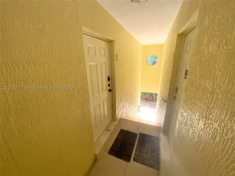 530 NE 15th Court Fort Lauderdale FL 33304