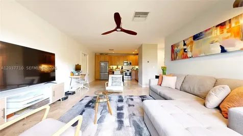 530 NE 15th Court Fort Lauderdale FL 33304