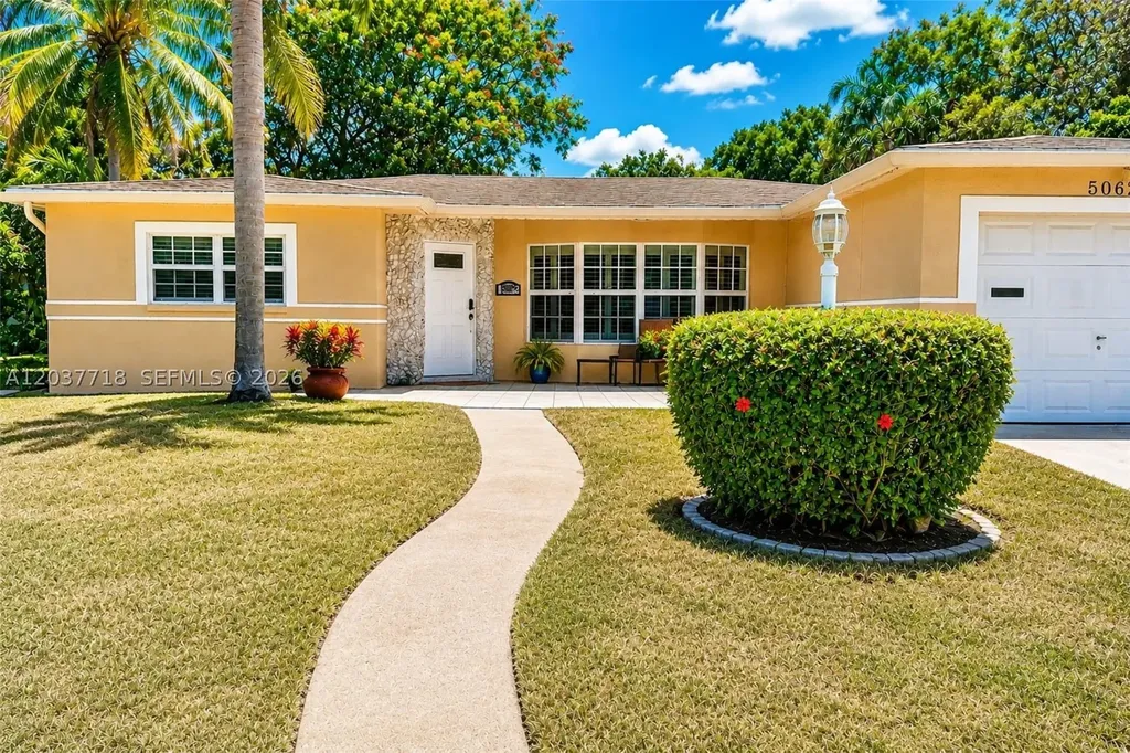 5062 NW 41st Place Lauderdale Lakes FL 33319