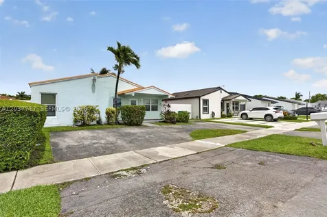313 NW 132nd Place Miami FL 33182