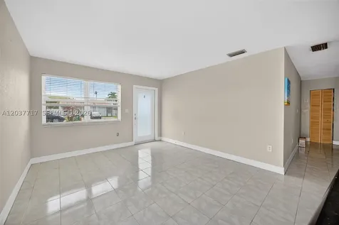 313 NW 132nd Place Miami FL 33182