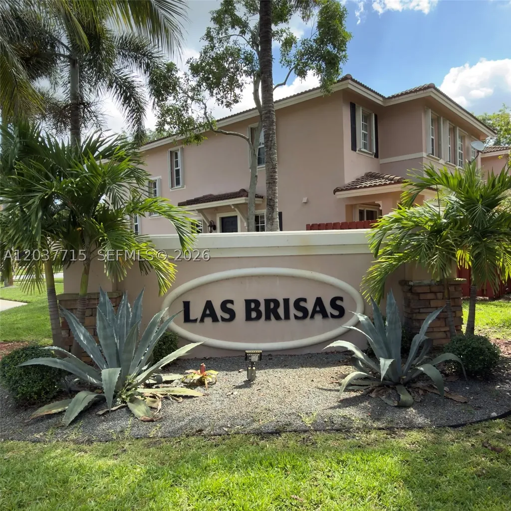 280 Las Brisas Circle Sunrise FL 33326