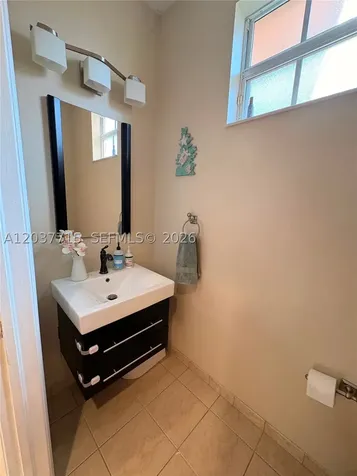 280 Las Brisas Circle Sunrise FL 33326