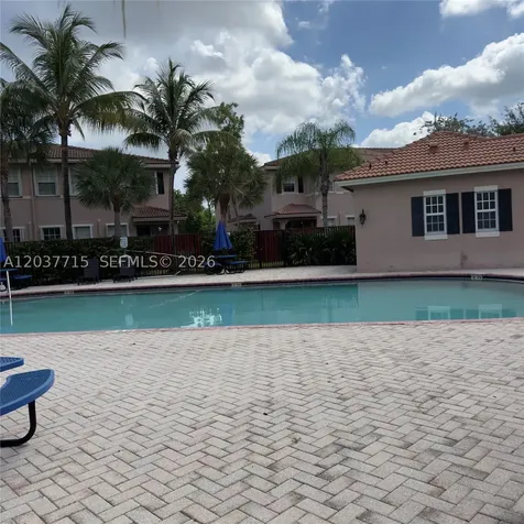 280 Las Brisas Circle Sunrise FL 33326