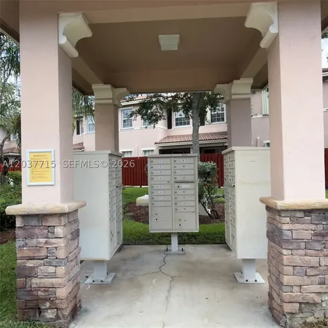 280 Las Brisas Circle Sunrise FL 33326
