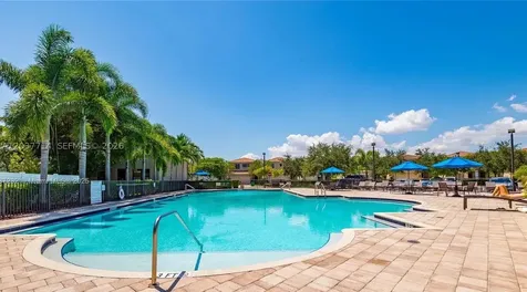 636 NE 193rd Street Miami FL 33179