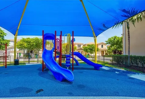 636 NE 193rd Street Miami FL 33179