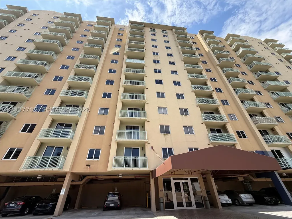 3500 Coral Way Miami FL 33145