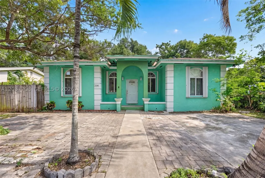 3039 NW 43rd Terrace Miami FL 33142