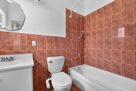 3039 NW 43rd Terrace Miami FL 33142