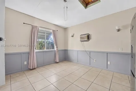 3039 NW 43rd Terrace Miami FL 33142