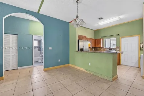 3039 NW 43rd Terrace Miami FL 33142