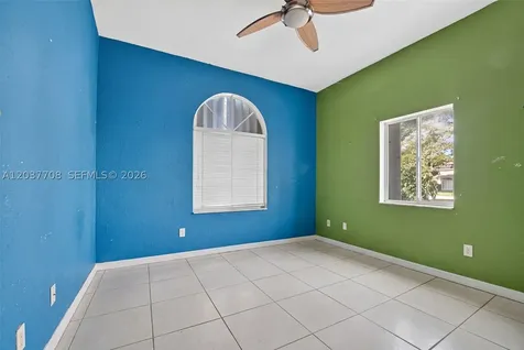 3039 NW 43rd Terrace Miami FL 33142