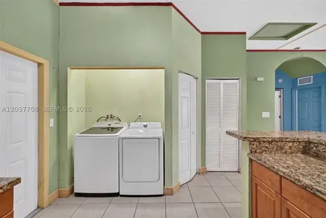 3039 NW 43rd Terrace Miami FL 33142