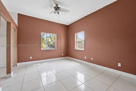 3039 NW 43rd Terrace Miami FL 33142