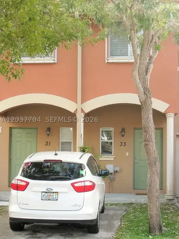 33 SE 3rd Avenue Hallandale Beach FL 33009