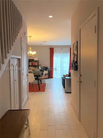 33 SE 3rd Avenue Hallandale Beach FL 33009