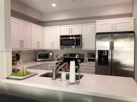 33 SE 3rd Avenue Hallandale Beach FL 33009