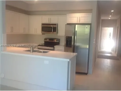 33 SE 3rd Avenue Hallandale Beach FL 33009