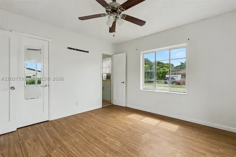 13020 NW 1st Avenue Miami FL 33168