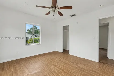 13020 NW 1st Avenue Miami FL 33168