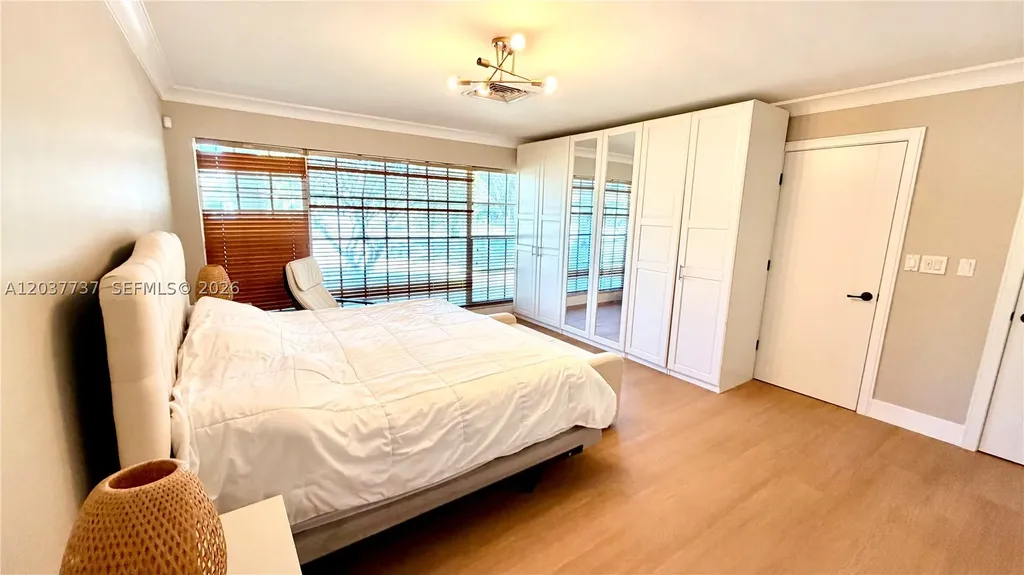 2409 Bayview Drive Fort Lauderdale FL 33305