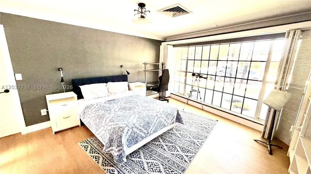 2409 Bayview Drive Fort Lauderdale FL 33305