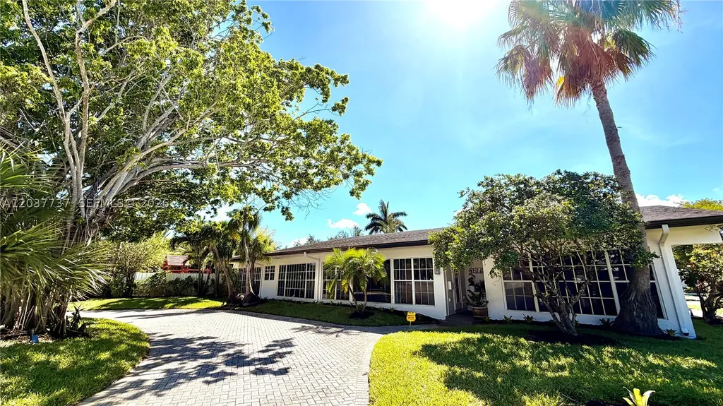 2409 Bayview Drive Fort Lauderdale FL 33305