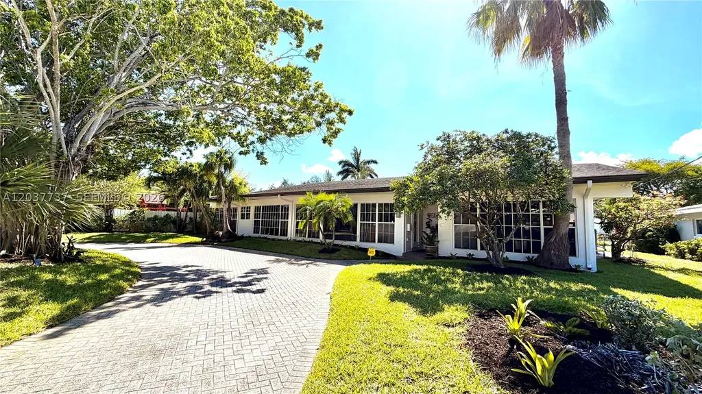 2409 Bayview Drive Fort Lauderdale FL 33305