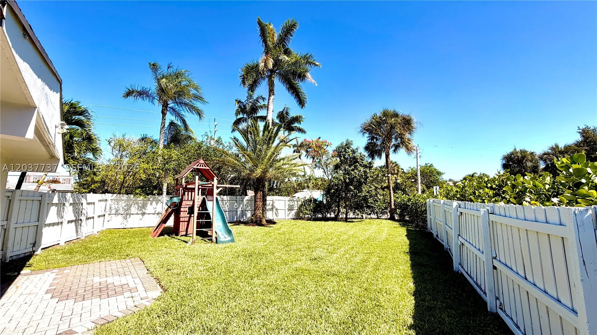 2409 Bayview Drive Fort Lauderdale FL 33305