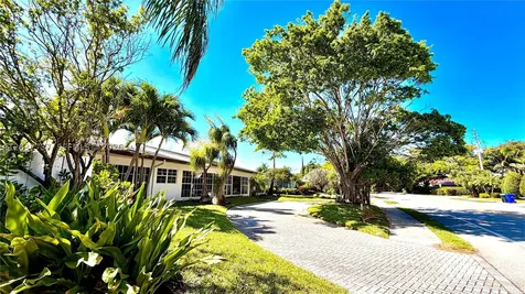 2409 Bayview Drive Fort Lauderdale FL 33305