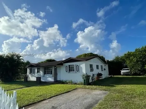 2730 NW 208th Terrace Miami Gardens FL 33056