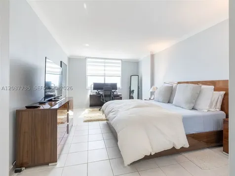500 Bayview Drive Sunny Isles Beach FL 33160