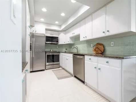 500 Bayview Drive Sunny Isles Beach FL 33160