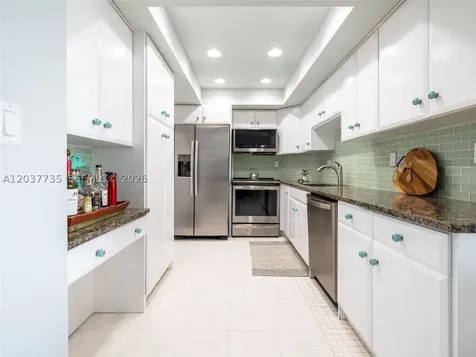 500 Bayview Drive Sunny Isles Beach FL 33160