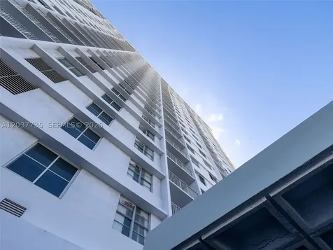 500 Bayview Drive Sunny Isles Beach FL 33160