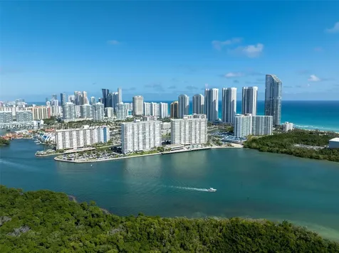 500 Bayview Drive Sunny Isles Beach FL 33160