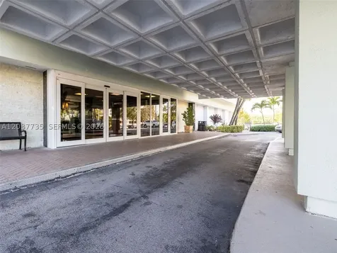 500 Bayview Drive Sunny Isles Beach FL 33160